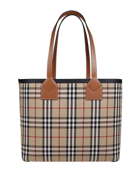 borsa burberry poco prezzo|borse da donna burberry.